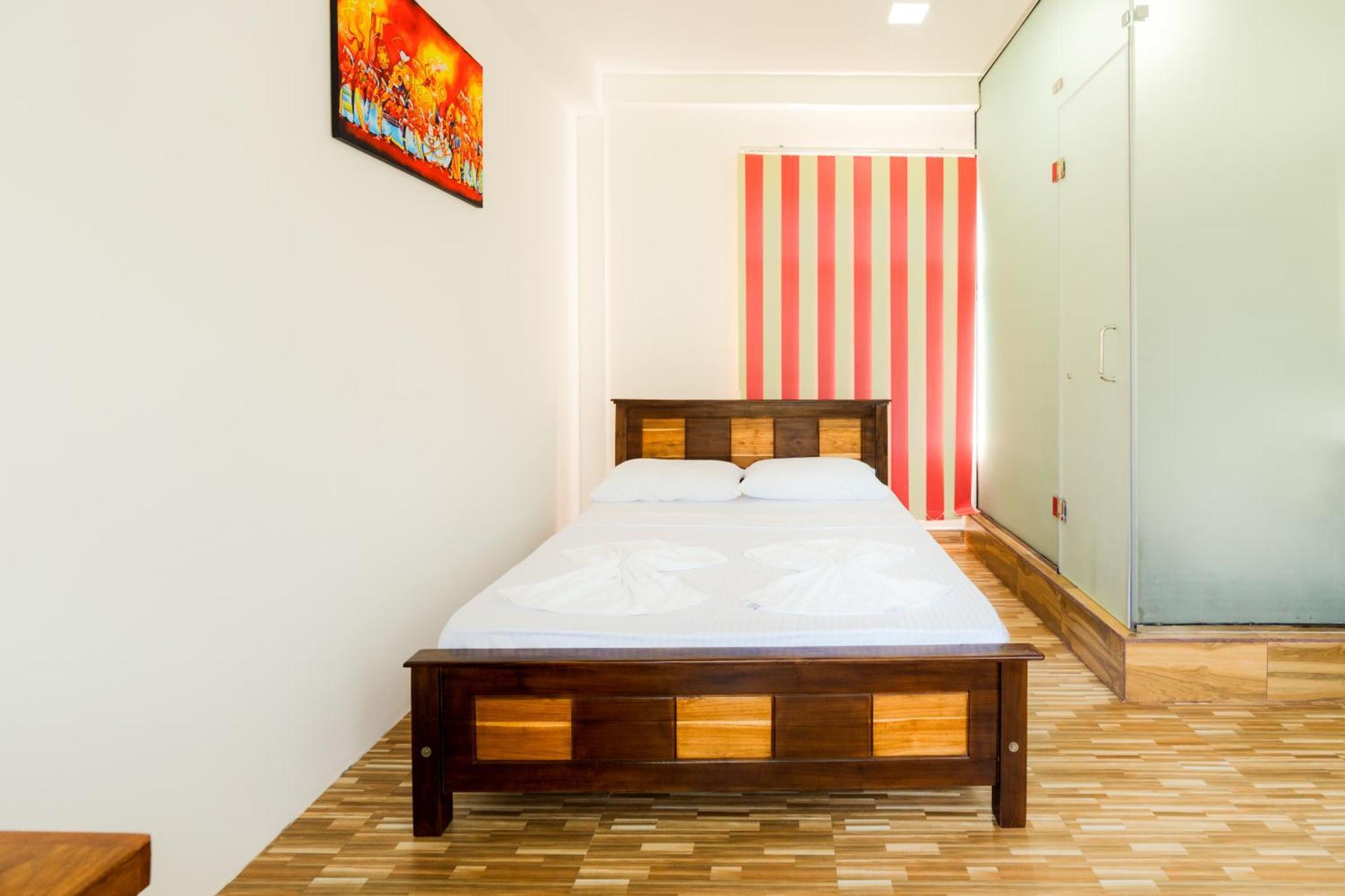 Katunayaka Lagoon Step Airport Transit Hotel מראה חיצוני תמונה